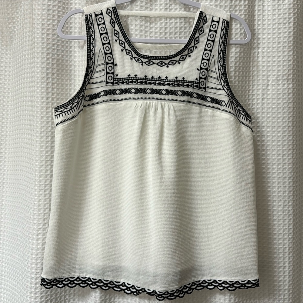 Sleeveless top